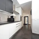 Neo Urbis Art Aparts Apartment *