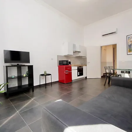 Neo Urbis Art Aparts Apartman Róma