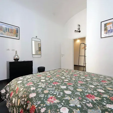 Apartman Neo Urbis Art Aparts *